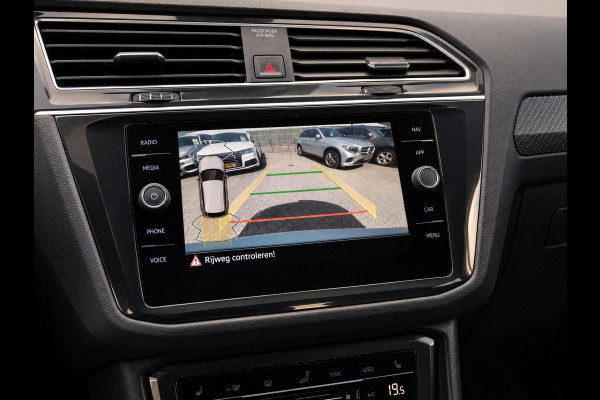 Volkswagen Tiguan 1.5 TSI 150PK DSG R-Line | Keyless | Camera | Winter Pack | BTW