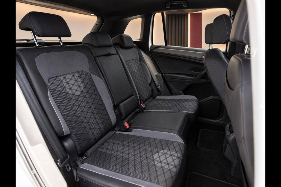 Volkswagen Tiguan 1.5 TSI 150PK DSG R-Line | Keyless | Camera | Winter Pack | BTW