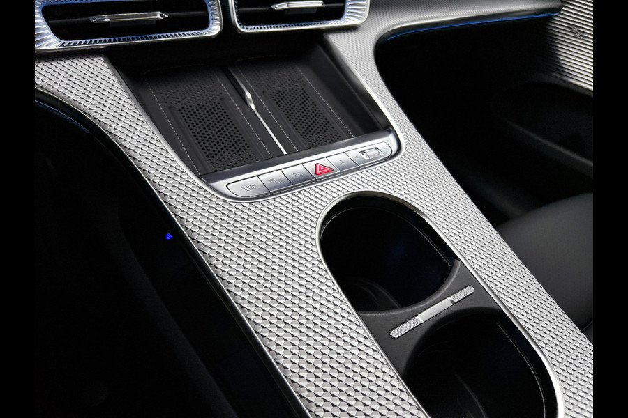 Mercedes-Benz C-Klasse 400 4MATIC Launch Edition 94 kWh | Premium pakket | Winterpakket | Nightpakket | Vast panoramadak | Burmester Surround Sound | 20” multispaakse AMG-velgen | Augmented Reality navigatie | URBAN GUARD |