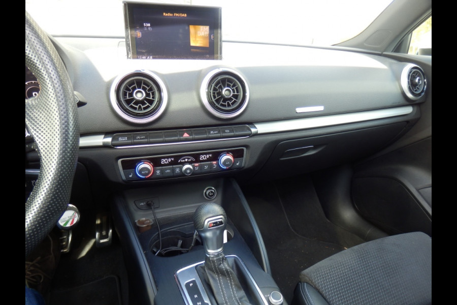 Audi A3 Limousine 35 TFSI Adv Sport 3 X S-line * I Elektr. s/k dak I