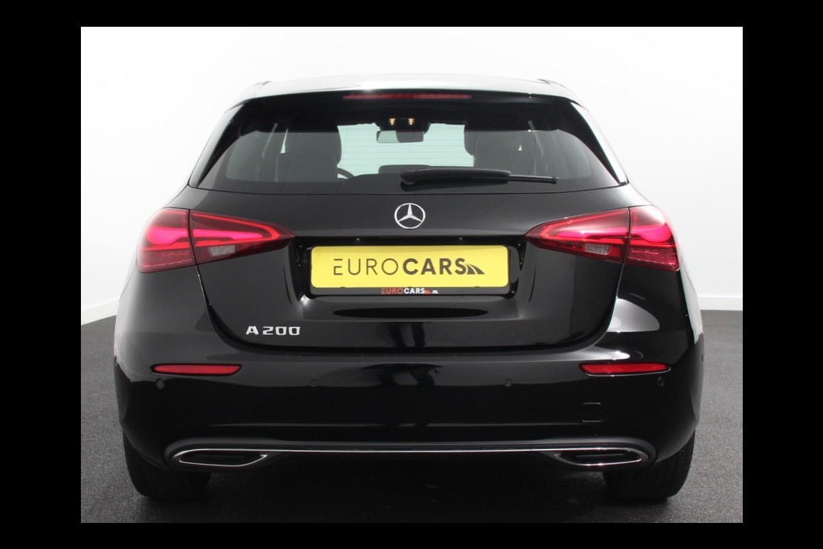 Mercedes-Benz A-Klasse 200 177pk Automaat Progressive | Navigatie | Climate Control | Camera | Dab | Parkeer sensoren | extra getinte ramen achter | Cruise Control | Lichtmetalen Velgen