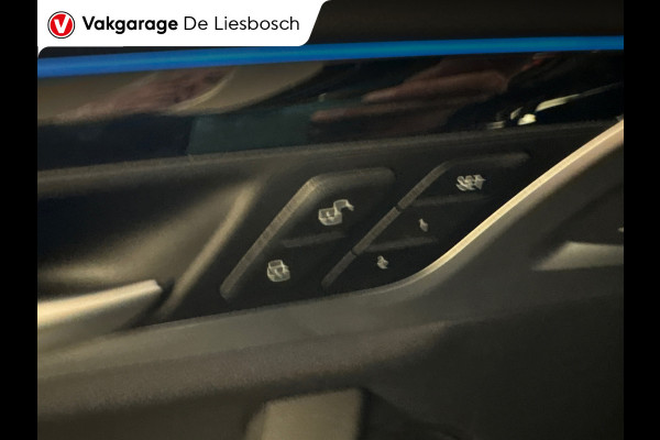 BMW iX3 Executive 80 kWh/soh 99,66%/pano/leer/memory/trekhaak/camera/apple/navi
