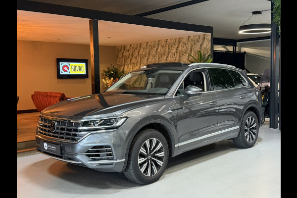 Volkswagen Touareg 3.0 TSi eHybrid 4MOTION 381PK Elegance BOVAG Garantie BTW Pano Memory LED ACC Lane Full Rijklaar