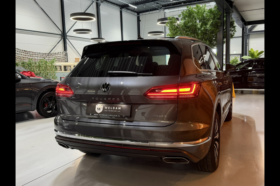 Volkswagen Touareg 3.0 TSi eHybrid 4MOTION 381PK Elegance BOVAG Garantie BTW Pano Memory LED ACC Lane Full Rijklaar