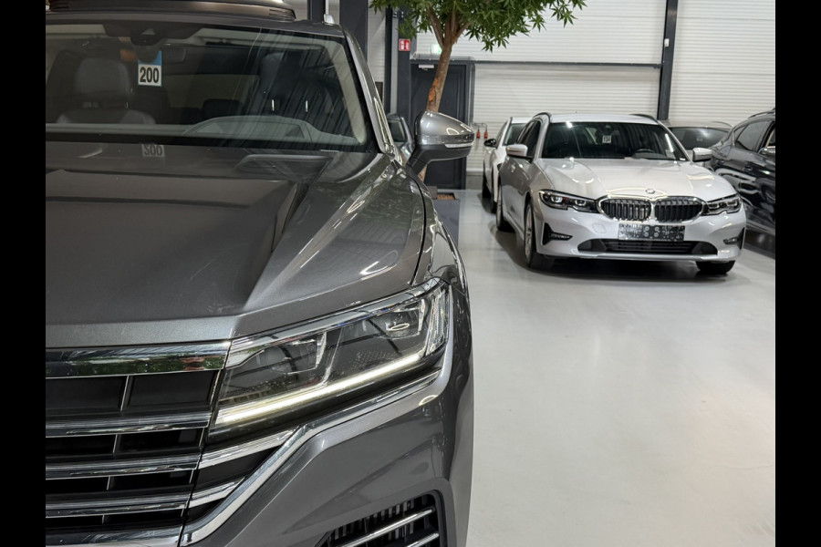 Volkswagen Touareg 3.0 TSi eHybrid 4MOTION 381PK Elegance BOVAG Garantie BTW Pano Memory LED ACC Lane Full Rijklaar