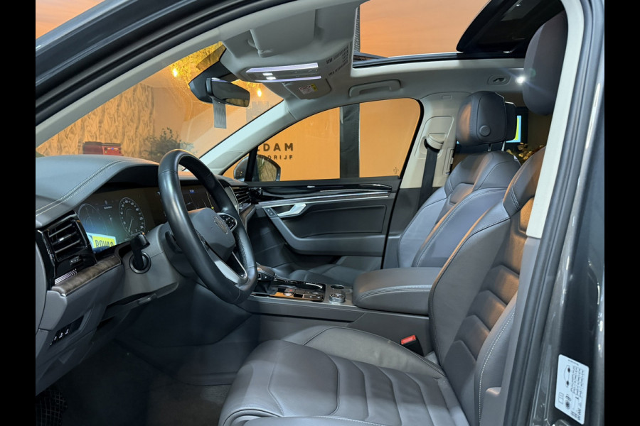Volkswagen Touareg 3.0 TSi eHybrid 4MOTION 381PK Elegance BOVAG Garantie BTW Pano Memory LED ACC Lane Full Rijklaar