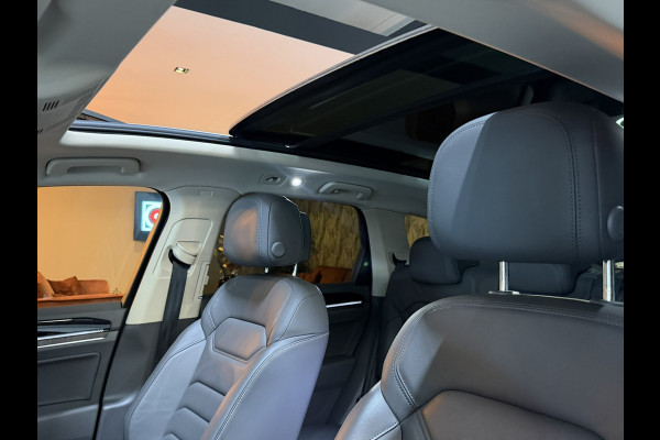 Volkswagen Touareg 3.0 TSi eHybrid 4MOTION 381PK Elegance BOVAG Garantie BTW Pano Memory LED ACC Lane Full Rijklaar