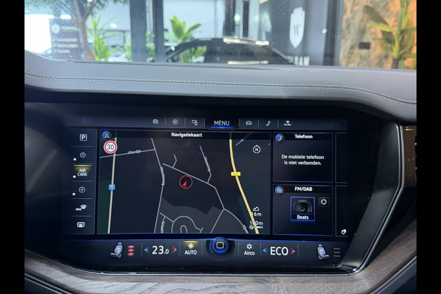 Volkswagen Touareg 3.0 TSi eHybrid 4MOTION 381PK Elegance BOVAG Garantie BTW Pano Memory LED ACC Lane Full Rijklaar
