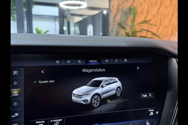 Volkswagen Touareg 3.0 TSi eHybrid 4MOTION 381PK Elegance BOVAG Garantie BTW Pano Memory LED ACC Lane Full Rijklaar