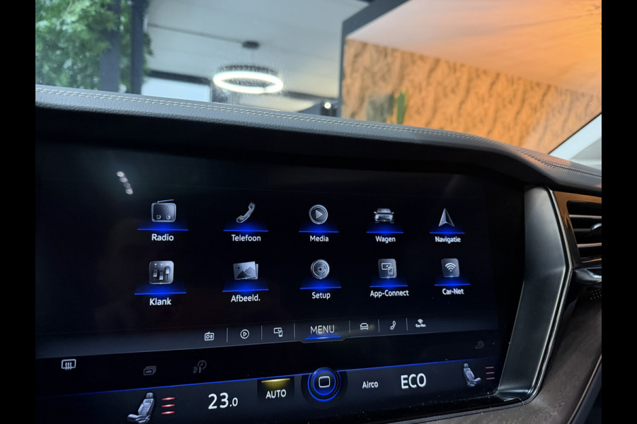 Volkswagen Touareg 3.0 TSi eHybrid 4MOTION 381PK Elegance BOVAG Garantie BTW Pano Memory LED ACC Lane Full Rijklaar