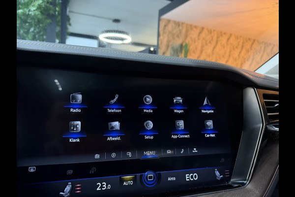 Volkswagen Touareg 3.0 TSi eHybrid 4MOTION 381PK Elegance BOVAG Garantie BTW Pano Memory LED ACC Lane Full Rijklaar