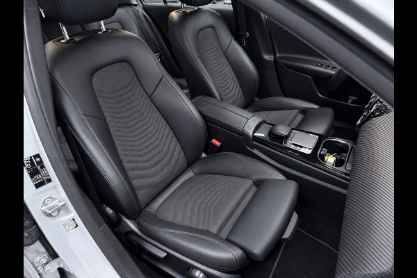 Mercedes-Benz A-Klasse 180 BUSINESS EDITION AUTOMAAT/NAVI/ECC/PDC/CRUISE///