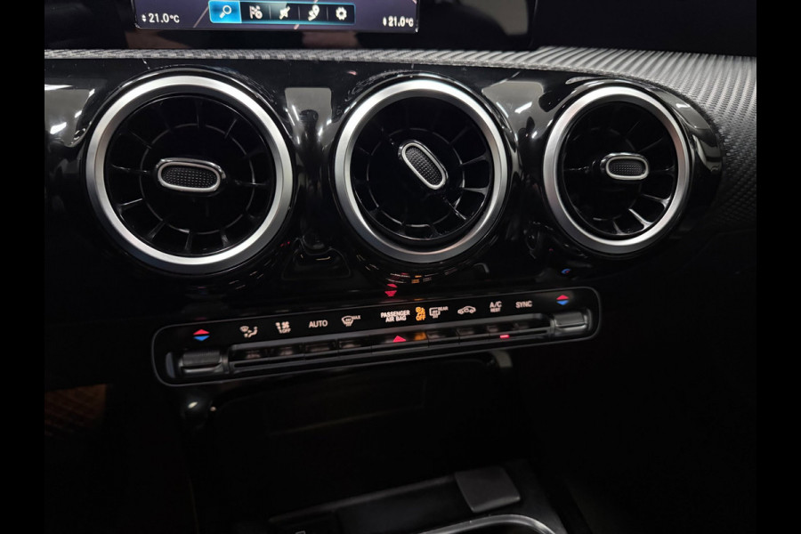 Mercedes-Benz A-Klasse 180 BUSINESS EDITION AUTOMAAT/NAVI/ECC/PDC/CRUISE///