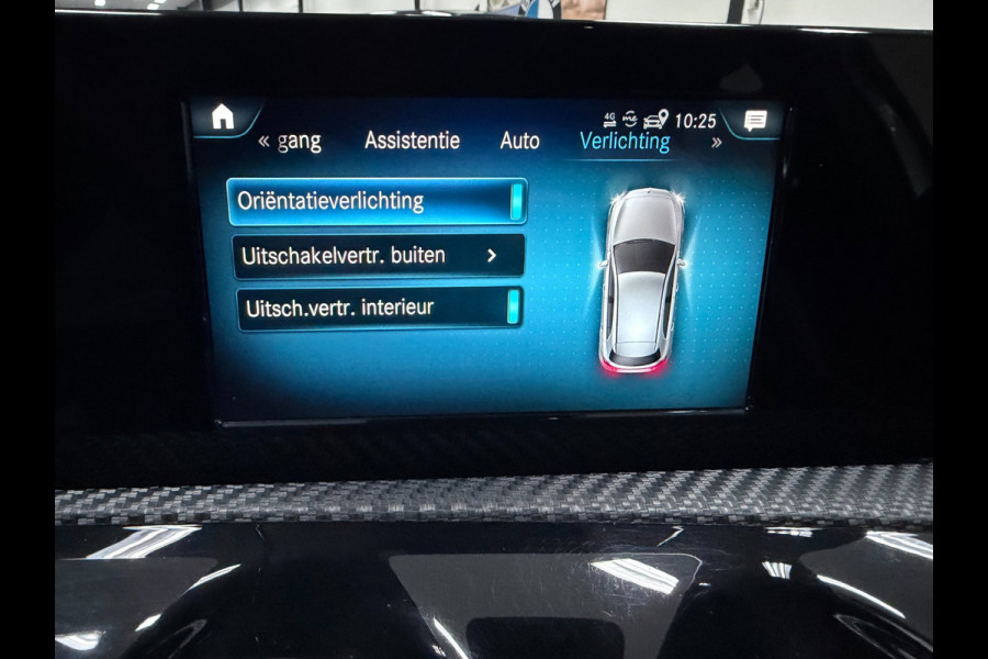Mercedes-Benz A-Klasse 180 BUSINESS EDITION AUTOMAAT/NAVI/ECC/PDC/CRUISE///