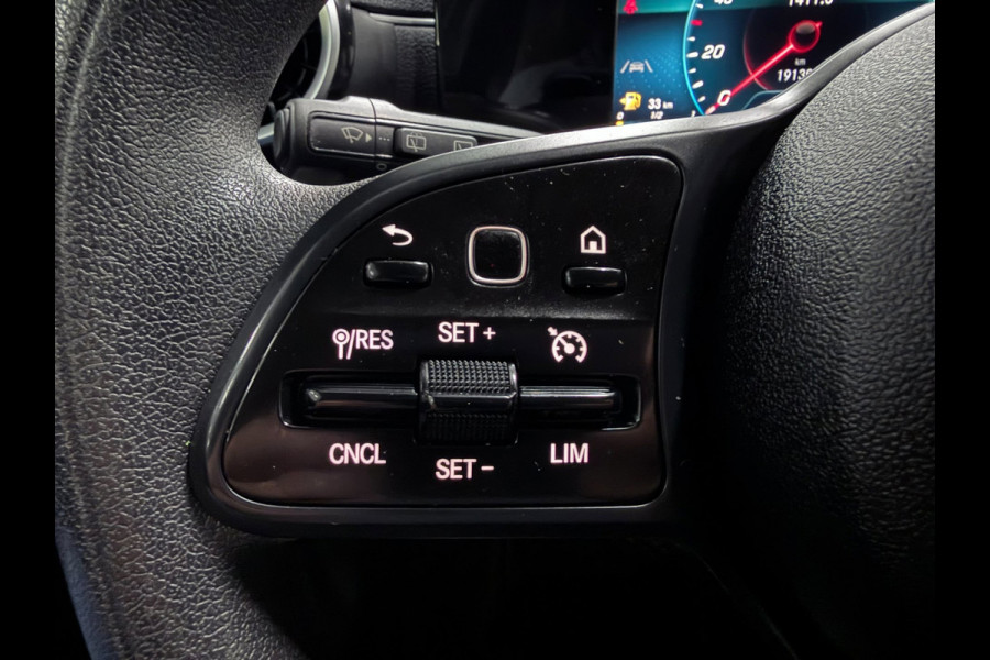 Mercedes-Benz A-Klasse 180 BUSINESS EDITION AUTOMAAT/NAVI/ECC/PDC/CRUISE///
