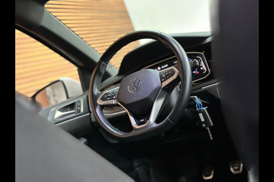 Volkswagen Polo 1.0 TSI R-Line | Carplay | Matrix LED | Camera | Climatronic | Stoelverwarming | 17” Lichtmetaal