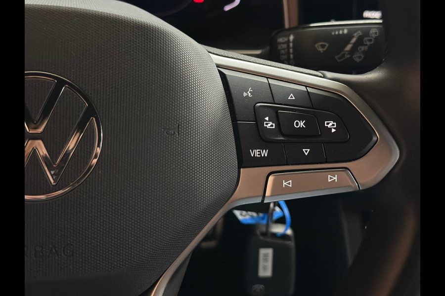 Volkswagen Polo 1.0 TSI R-Line | Carplay | Matrix LED | Camera | Climatronic | Stoelverwarming | 17” Lichtmetaal
