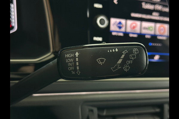 Volkswagen Polo 1.0 TSI R-Line | Carplay | Matrix LED | Camera | Climatronic | Stoelverwarming | 17” Lichtmetaal