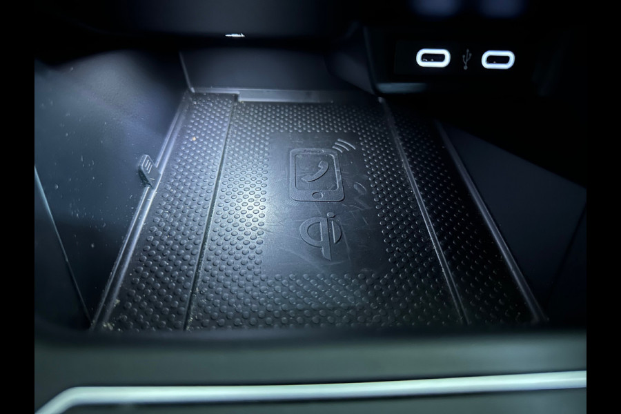 Volkswagen Polo 1.0 TSI R-Line | Carplay | Matrix LED | Camera | Climatronic | Stoelverwarming | 17” Lichtmetaal