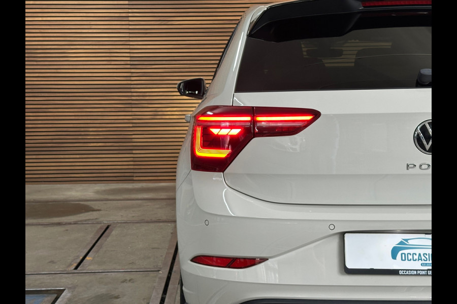 Volkswagen Polo 1.0 TSI R-Line | Carplay | Matrix LED | Camera | Climatronic | Stoelverwarming | 17” Lichtmetaal