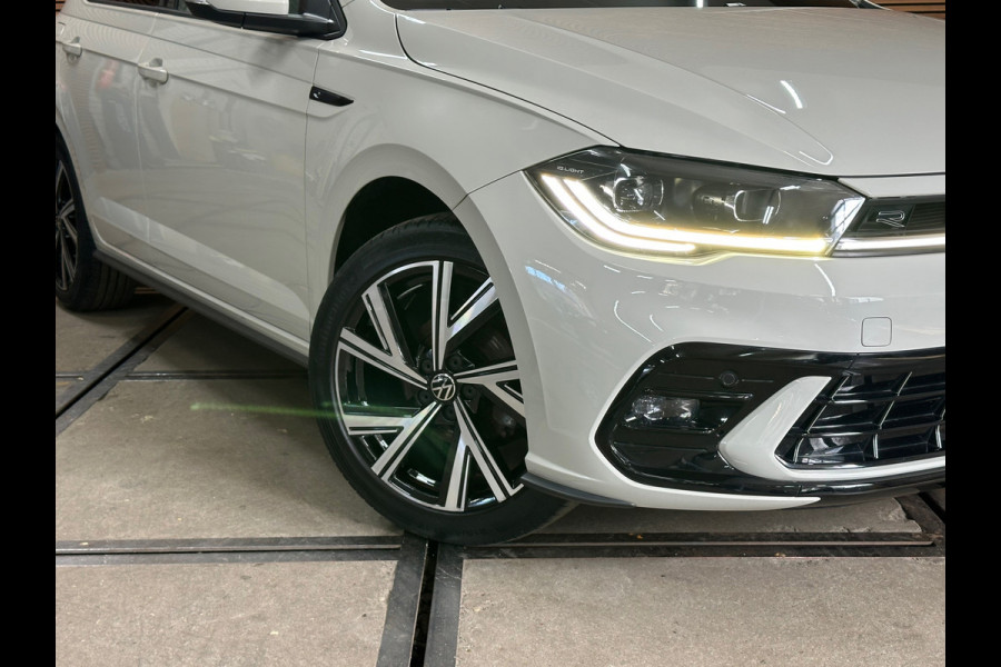 Volkswagen Polo 1.0 TSI R-Line | Carplay | Matrix LED | Camera | Climatronic | Stoelverwarming | 17” Lichtmetaal
