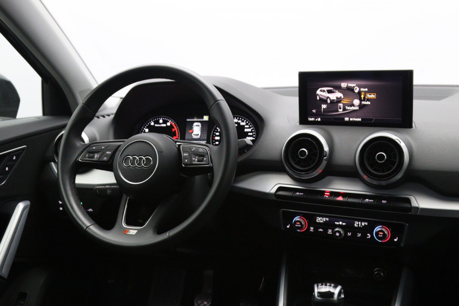 Audi Q2 35 TFSI 150 PK S-Line Edition, Matrix-LED, Camera, Stoelverwarming
