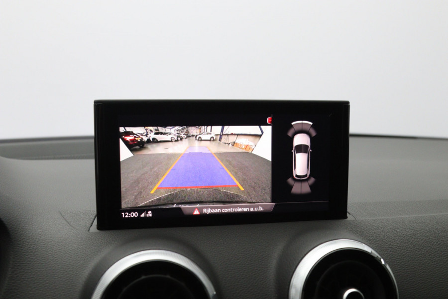 Audi Q2 35 TFSI 150 PK S-Line Edition, Matrix-LED, Camera, Stoelverwarming