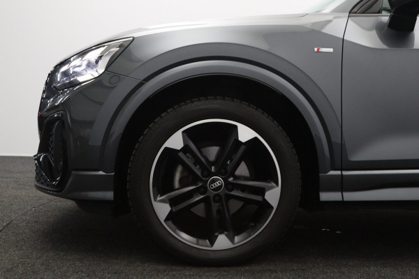 Audi Q2 35 TFSI 150 PK S-Line Edition, Matrix-LED, Camera, Stoelverwarming