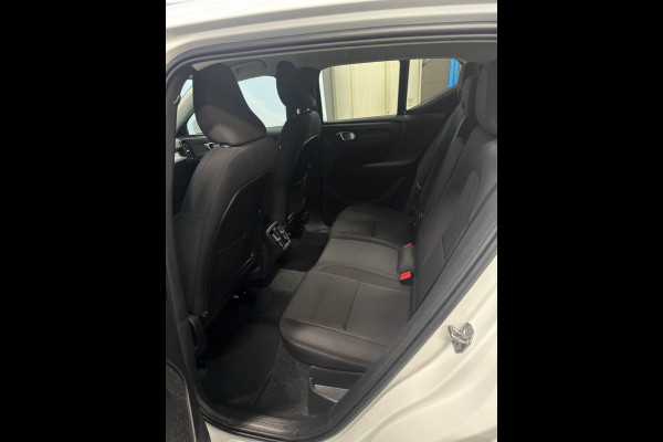 Volvo XC40 1.5 T2 Business Pro Navi | Clima | Camera | Cruise
