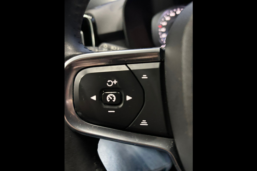 Volvo XC40 1.5 T2 Business Pro Navi | Clima | Camera | Cruise