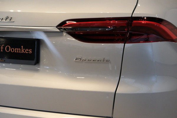 Maserati Grecale 2.0 MHEV GT |12.313km UNIEK| Alcantara Dakhemel/Leder/Fabrieksgarantie *NIEUWWAARDIG*
