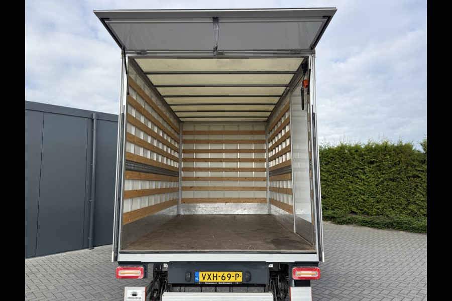 Volkswagen Crafter 35 2.0 TDI 141 PK N1 / BAKWAGEN / LAADKLEP / **29.286 KM** / ZIJDEUR / CRUISE / AIRCO / NAVI / MEUBELBAK / DHOLLANDIA LAADKLEP