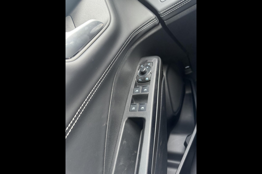 Ford Puma Gen-E Premium 47 kWh 168pk | Sync 4 Apple carplay/Android auto | Achteruitrijcamera