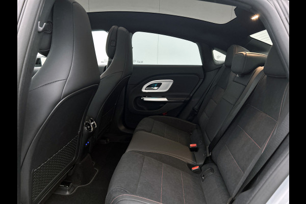 Mercedes-Benz CLA-Klasse 250+ Business Solution AMG 85.5 kWh | Sportstoelen voor | Massagefunctie voor | Nightpakket | Winterpakket | Augmented Reality navigatie |