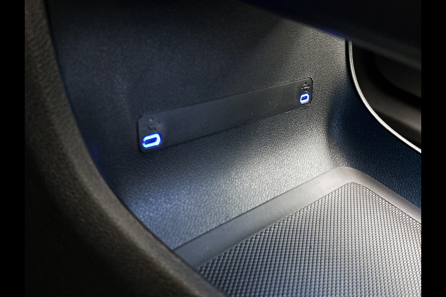 Mercedes-Benz CLA-Klasse 250+ Business Solution AMG 85.5 kWh | Sportstoelen voor | Massagefunctie voor | Nightpakket | Winterpakket | Augmented Reality navigatie |