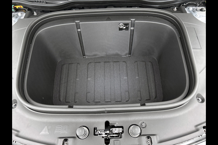 Mercedes-Benz CLA-Klasse 250+ Business Solution AMG 85.5 kWh | Sportstoelen voor | Massagefunctie voor | Nightpakket | Winterpakket | Augmented Reality navigatie |