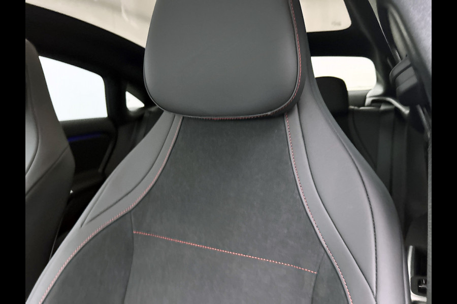 Mercedes-Benz CLA-Klasse 250+ Business Solution AMG 85.5 kWh | Sportstoelen voor | Massagefunctie voor | Nightpakket | Winterpakket | Augmented Reality navigatie |