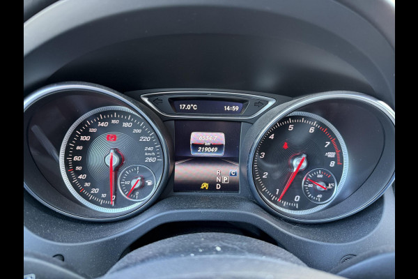 Mercedes-Benz CLA-Klasse Shooting Brake 180 AMG | Panoramadak | Camera | Navigatie | Carplay | Stoelverwarming |