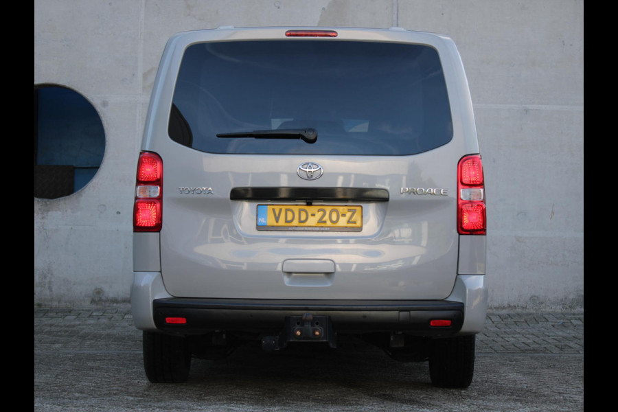 Toyota ProAce Worker 2.0 D-4D Professional Long DC | AUTOMAAT | LEDEREN BEKLEDING |