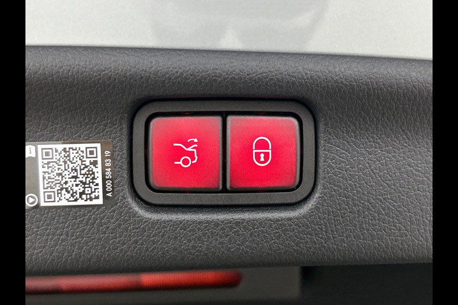 Mercedes-Benz C-Klasse 300 e 140 Years Edition | AMG line | Trekhaak | Panoramaschuifdak | 360°-camera | Nightpakket | Adapt. Cruise Control |
