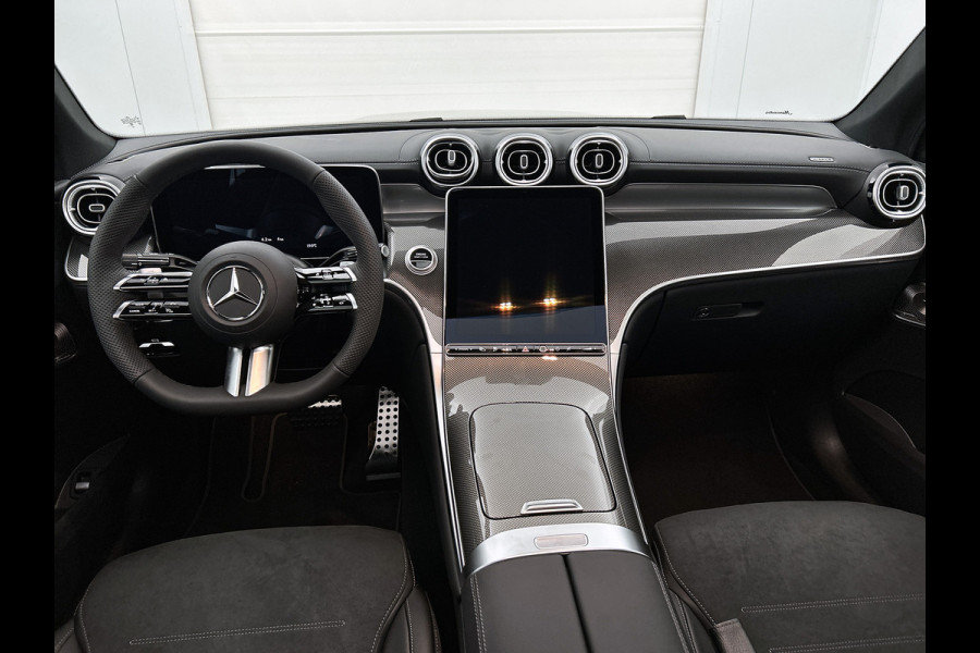 Mercedes-Benz GLC Coupé 300e 4MATIC Business Solution AMG | Premium pakket | Burmester Surround Sound | Night pakket | Winter pakket | Augmented Reality | Trekhaak |