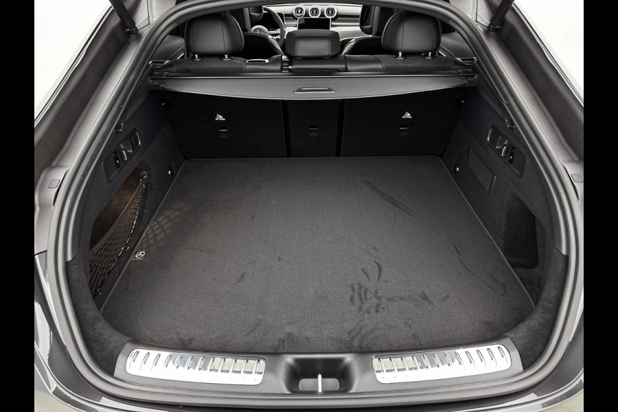 Mercedes-Benz GLC Coupé 300e 4MATIC Business Solution AMG | Premium pakket | Burmester Surround Sound | Night pakket | Winter pakket | Augmented Reality | Trekhaak |