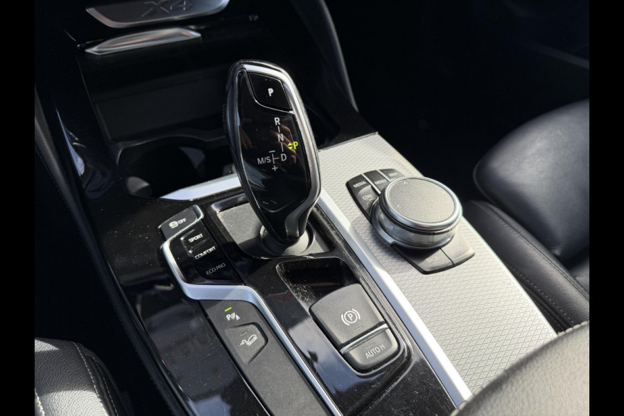 BMW X4 xDrive30i High Executive M-Sport | Panoramadak | Camera | Harmon Kardon | Elektrische Achterklep |
