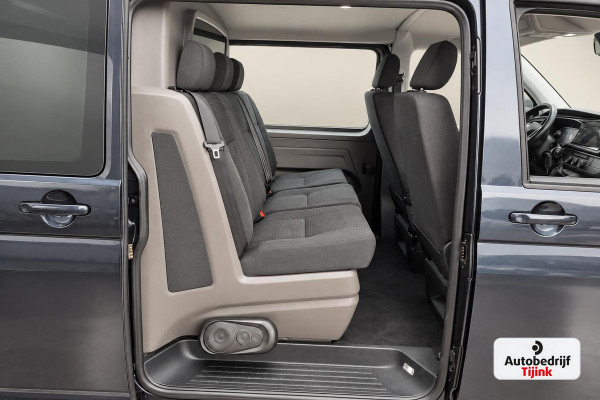 Volkswagen Transporter 2.0 TDI L2H1 150PK DSG DC Bulli | ACC | 2x Schuifdeur | LED | Virtual | Trekhaak | Sluithulp | Camera | App-connect | LMV |