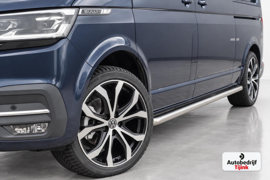 Volkswagen Transporter 2.0 TDI L2H1 150PK DSG DC Bulli | ACC | 2x Schuifdeur | LED | Virtual | Trekhaak | Sluithulp | Camera | App-connect | LMV |