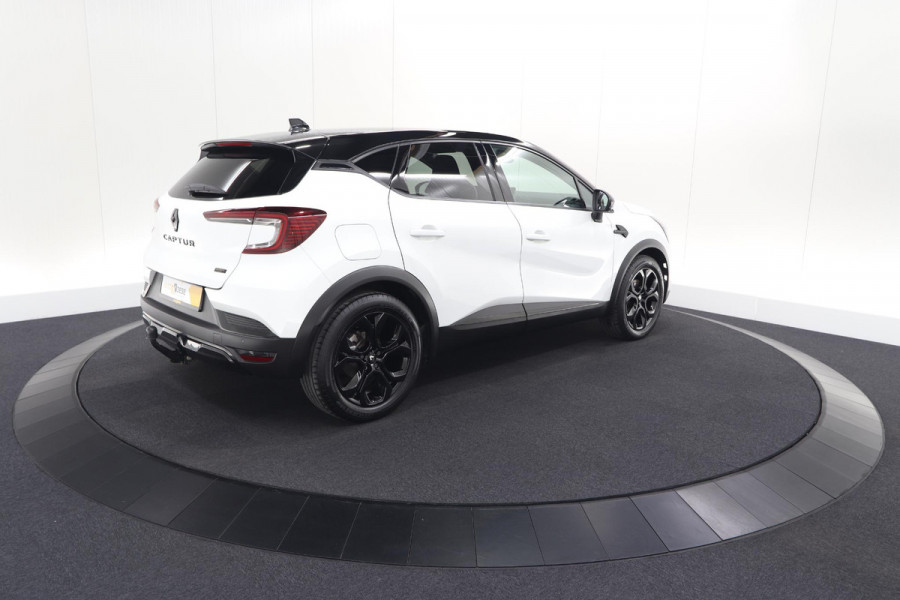 Renault Captur 1.6 E-Tech hybrid 145 SL Rive Gauche | Trekhaak | Camera | Apple Carplay | 9.3 Inch Grootscherm