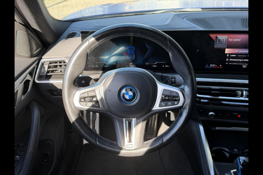 BMW i4 M50 High Executive 84 kWh 19"/Lederen M-stoelen + memory/Harman Kardon/Keyless/Camera/Adaptief M onderstel/Stoelverwarming