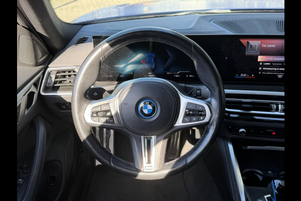 BMW i4 M50 High Executive 84 kWh 19"/Lederen M-stoelen + memory/Harman Kardon/Keyless/Camera/Adaptief M onderstel/Stoelverwarming
