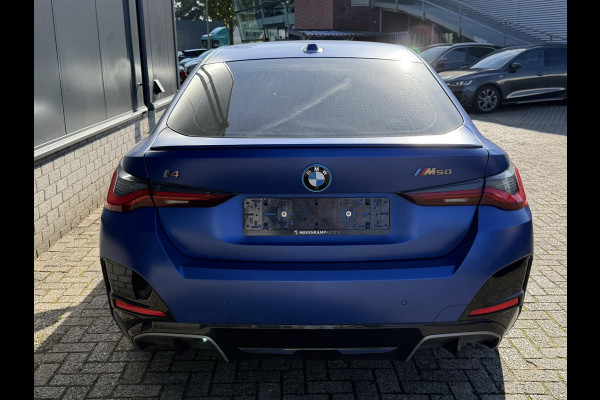 BMW i4 M50 High Executive 84 kWh 19"/Lederen M-stoelen + memory/Harman Kardon/Keyless/Camera/Adaptief M onderstel/Stoelverwarming