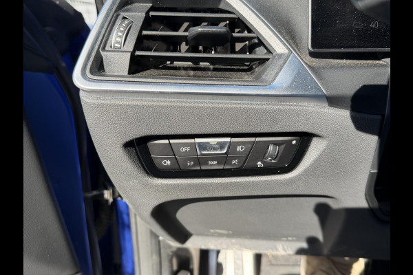 BMW i4 M50 High Executive 84 kWh 19"/Lederen M-stoelen + memory/Harman Kardon/Keyless/Camera/Adaptief M onderstel/Stoelverwarming